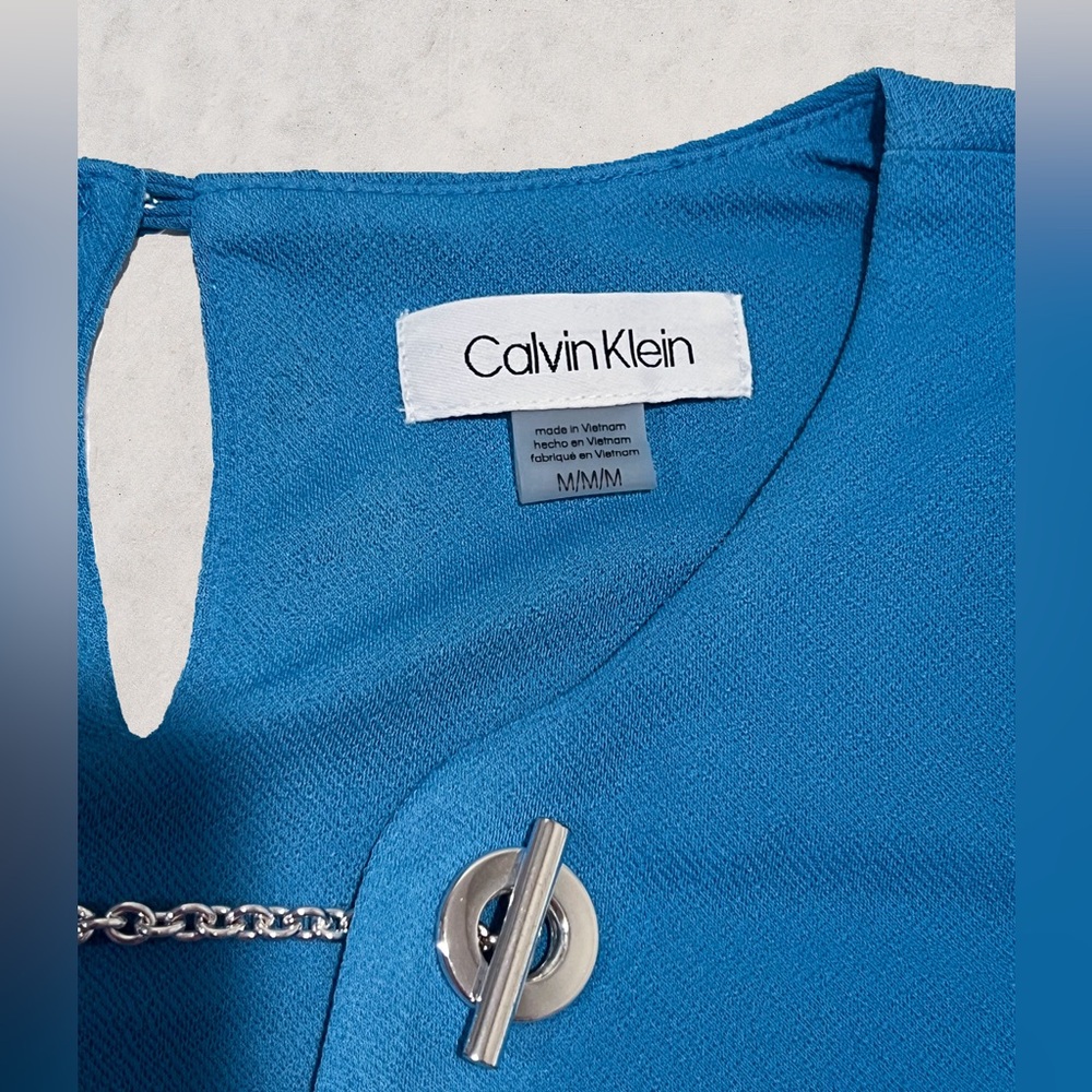 Calvin Klein Sleeveless Top- Size Medium - Picture 2 of 3